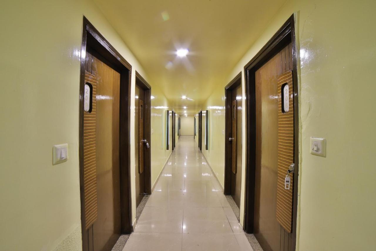Capital O Kalash Residency أحمد أباد المظهر الخارجي الصورة