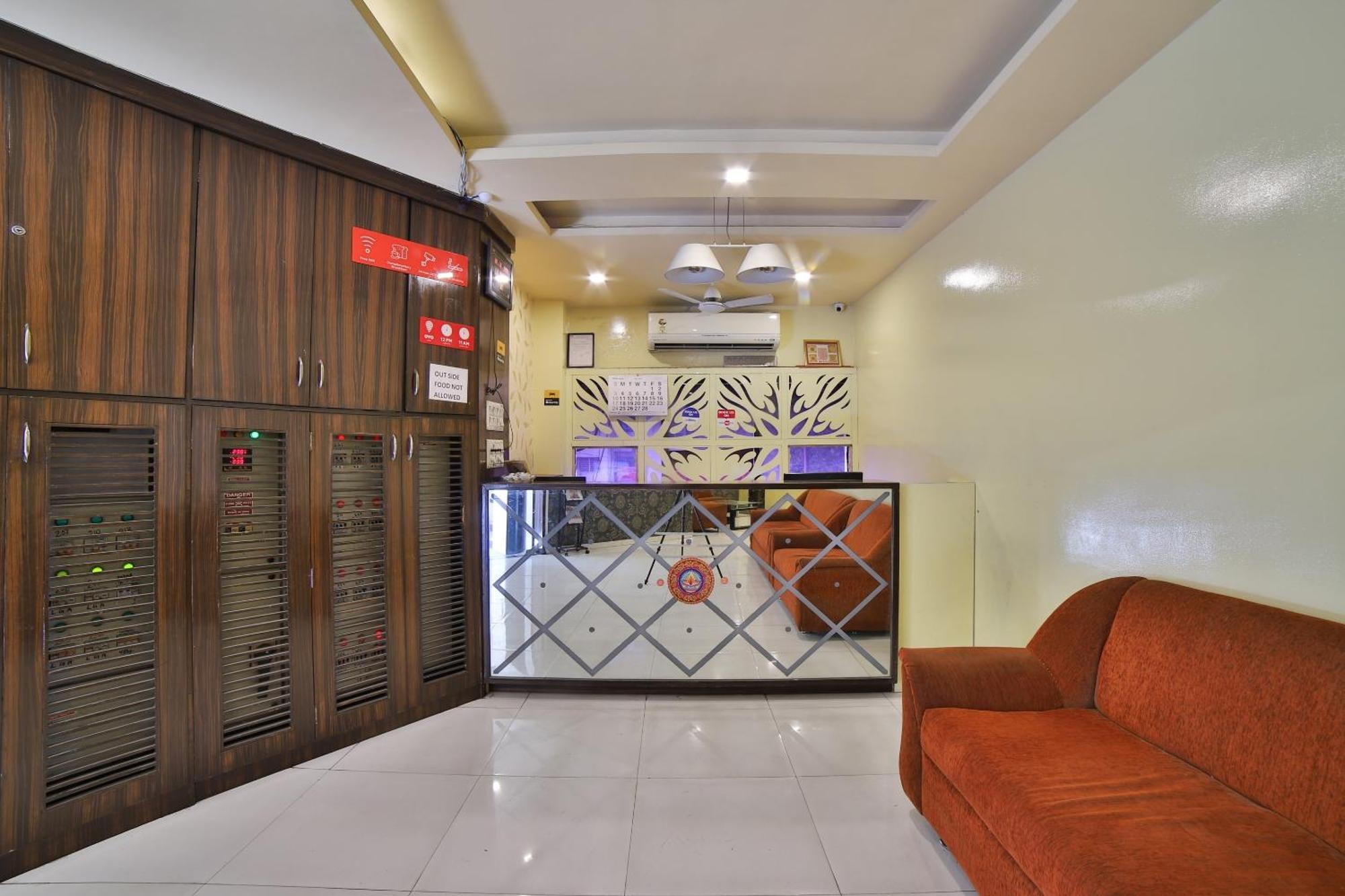 Capital O Kalash Residency أحمد أباد المظهر الخارجي الصورة