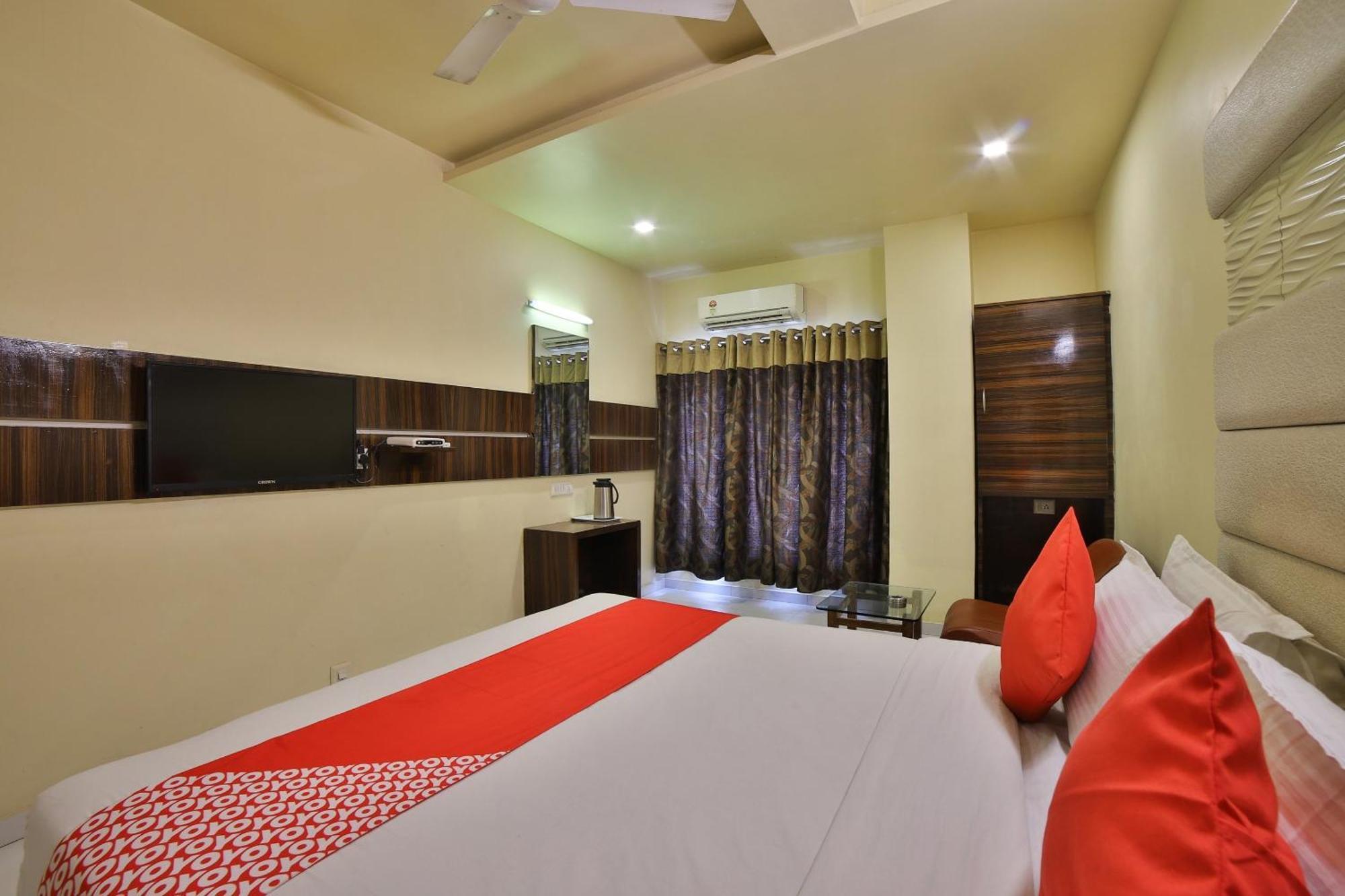 Capital O Kalash Residency أحمد أباد المظهر الخارجي الصورة