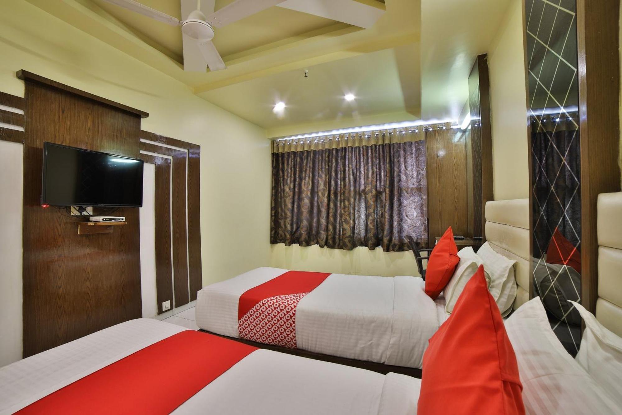 Capital O Kalash Residency أحمد أباد المظهر الخارجي الصورة